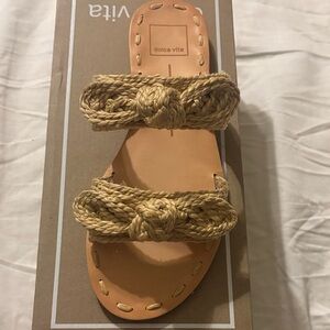 Dolce Vita Women's Woven Tan Sandals